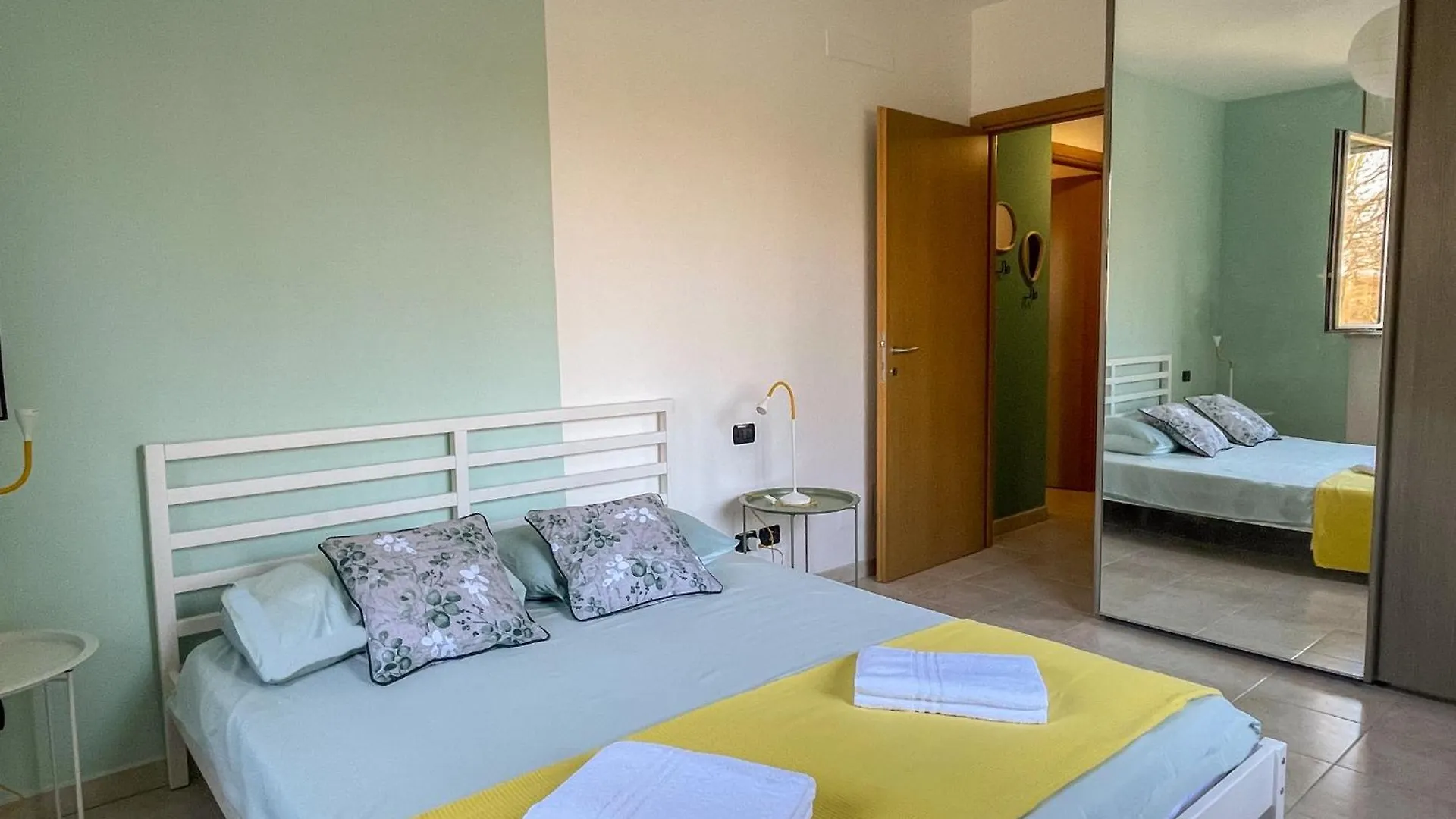 Apartament Lambrate Living Mediolan