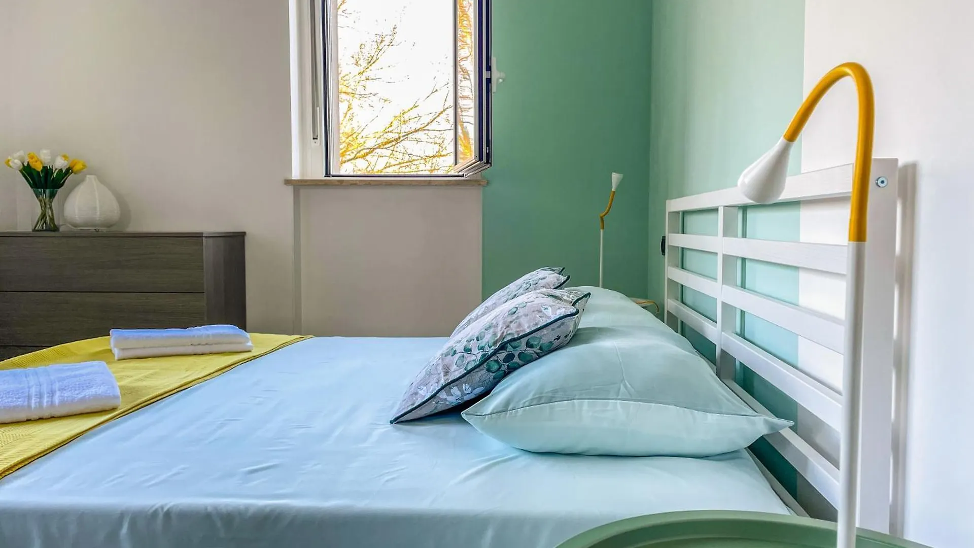 Apartament Lambrate Living Mediolan 0*,